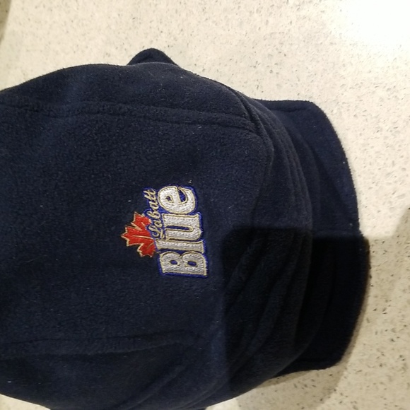Labatt Blue over ear Winter hat EUC - Picture 3 of 6